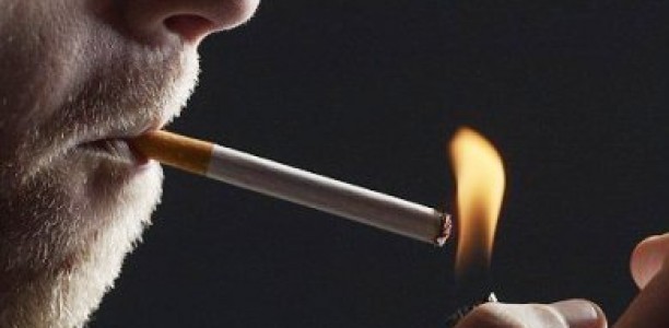 ΕΕ: Για πρώτη φορά κανόνες για το ηλεκτρονικό τσιγάρο